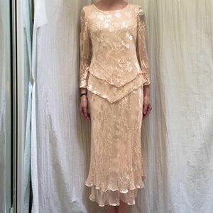 Light Peach Silk Tiered Overlay and Bias Cute Dress Muted Floral Pattern 90s